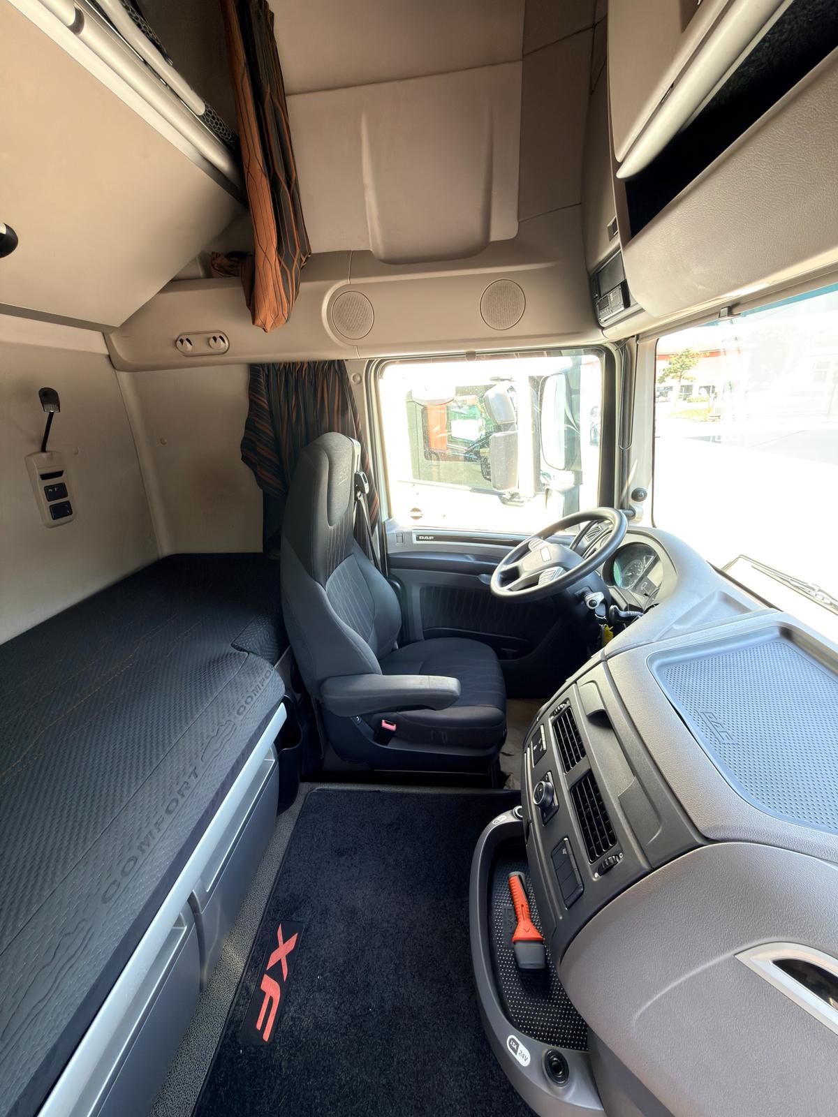 Interni DAF XF So.Ve.car